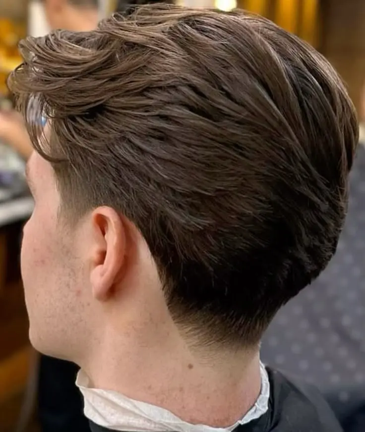 Corte na Tesoura - Serviço de barbearia premium